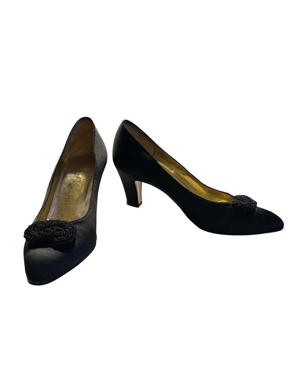 Vintage Salvatore Ferragamo Black Satin Rosette Pumps Italy Size 7